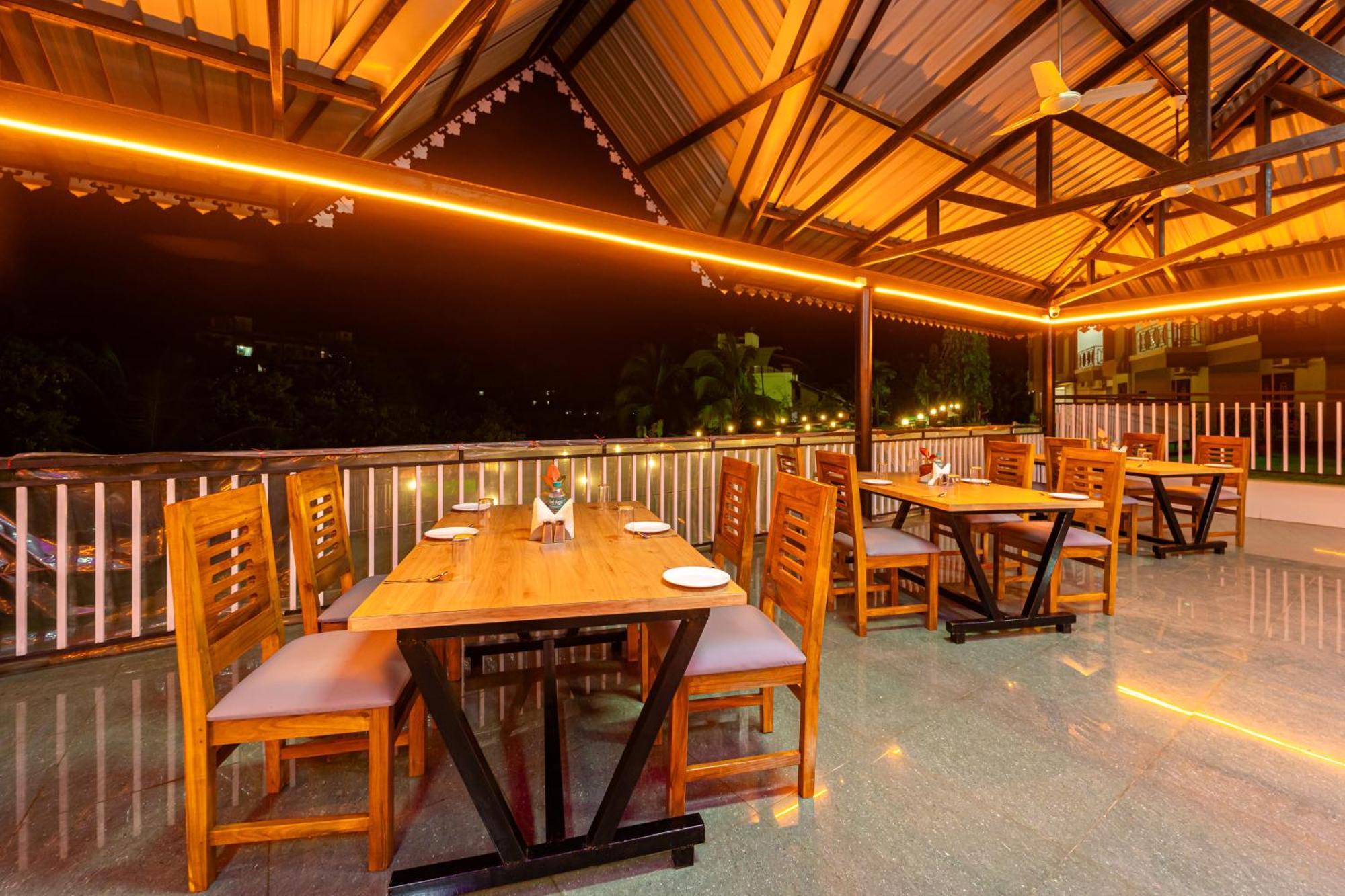Treebo Green Village Resort - Goa Maneri  Bagian luar foto