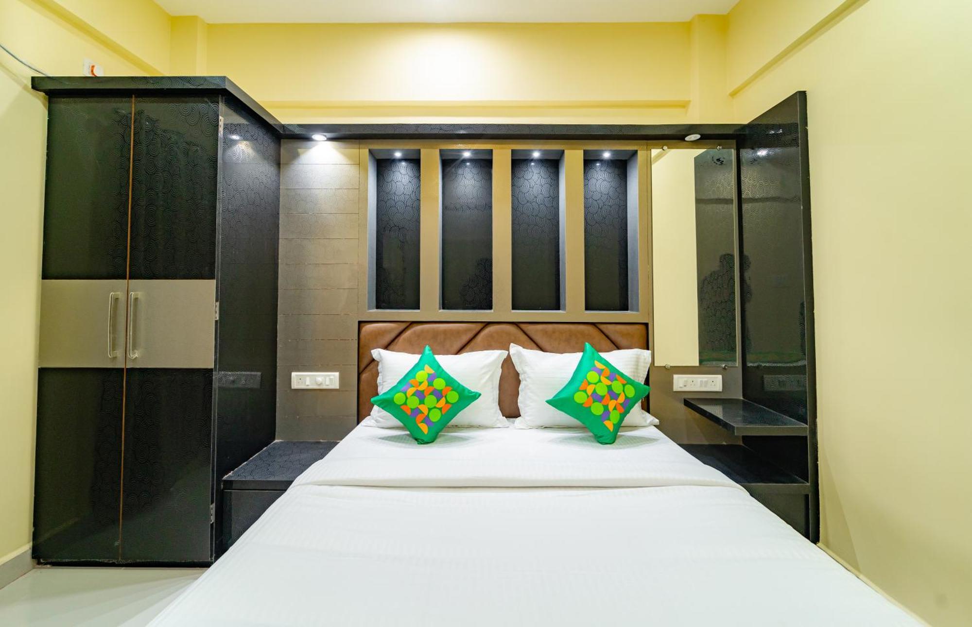 Treebo Green Village Resort - Goa Maneri  Bagian luar foto